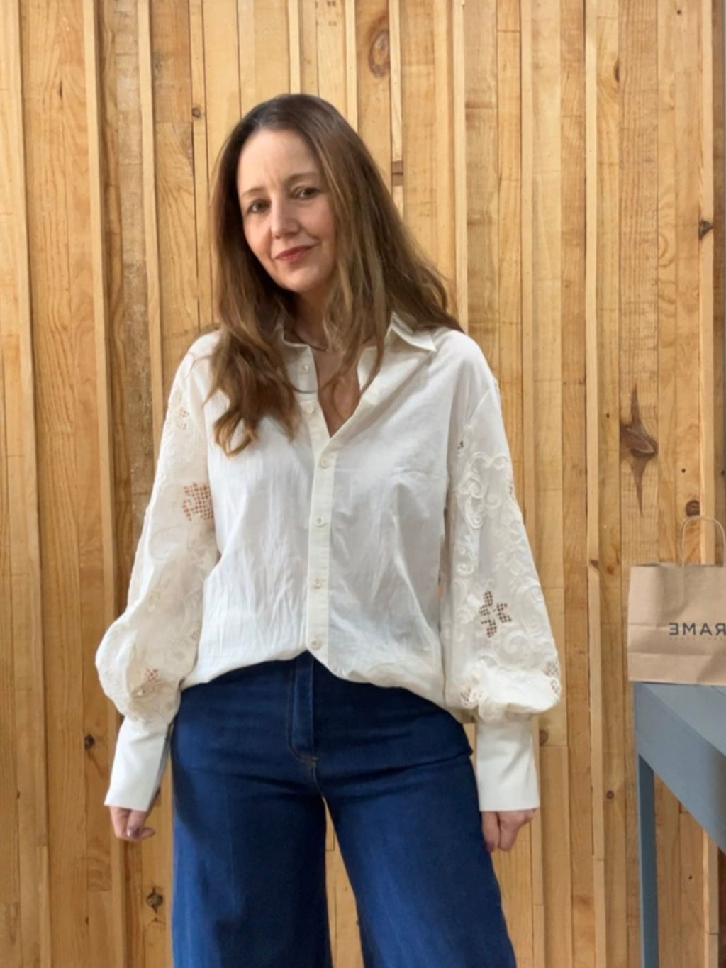 Camisa Manga Abullonada Bordados - Crema