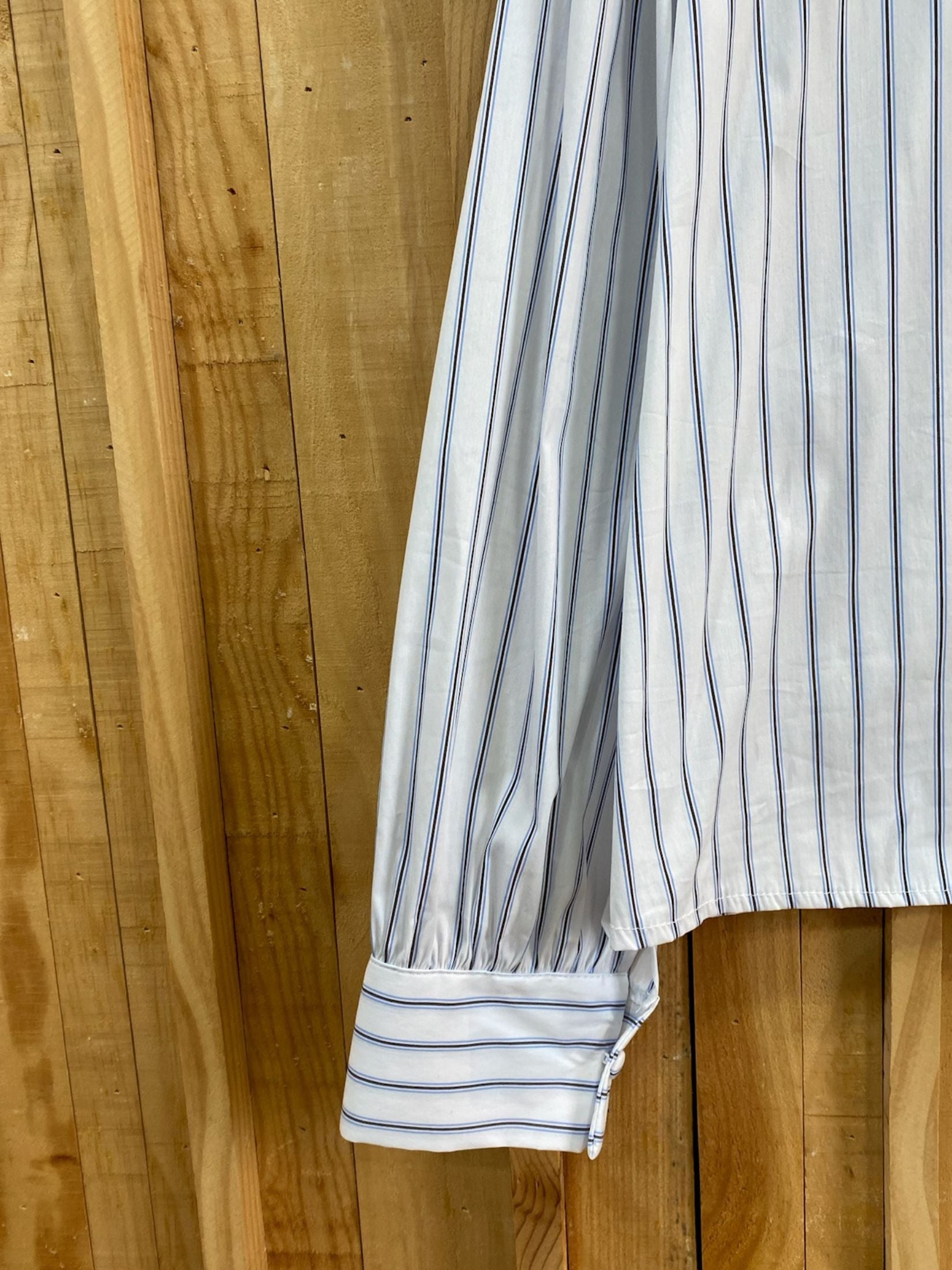 Camisa Rayas Botones Cruzados - Blanca