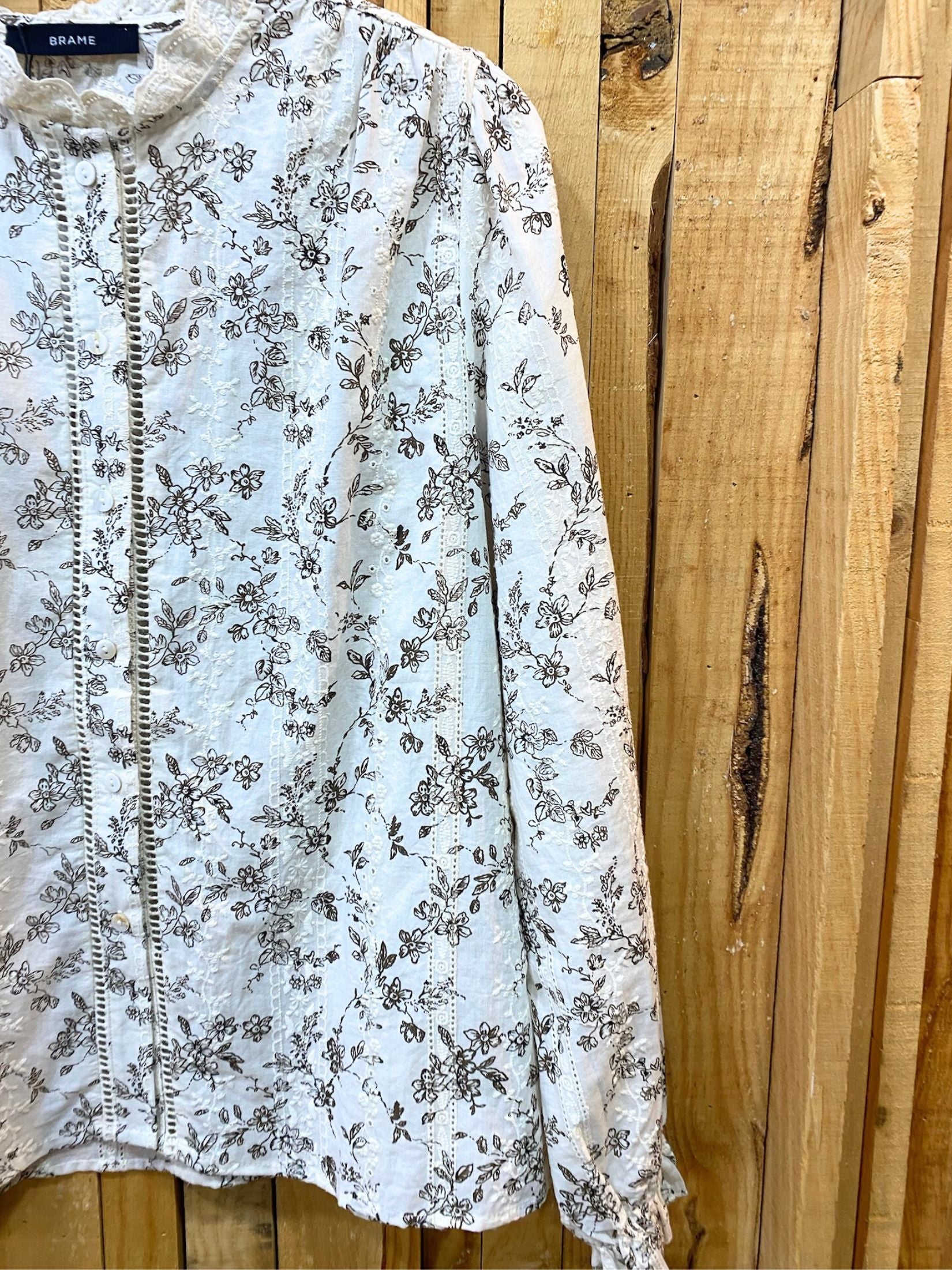 Camisa Flores Romantica - Beigue y Marron