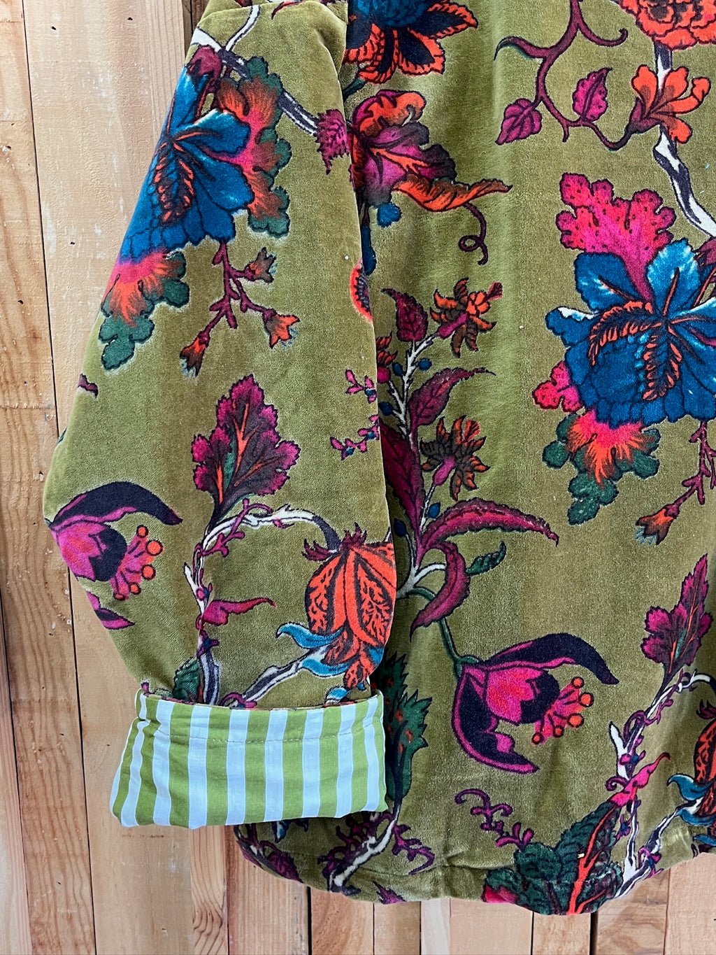 Chaqueta Kimono Terciopelo Estampado Flores - Verde Musgo