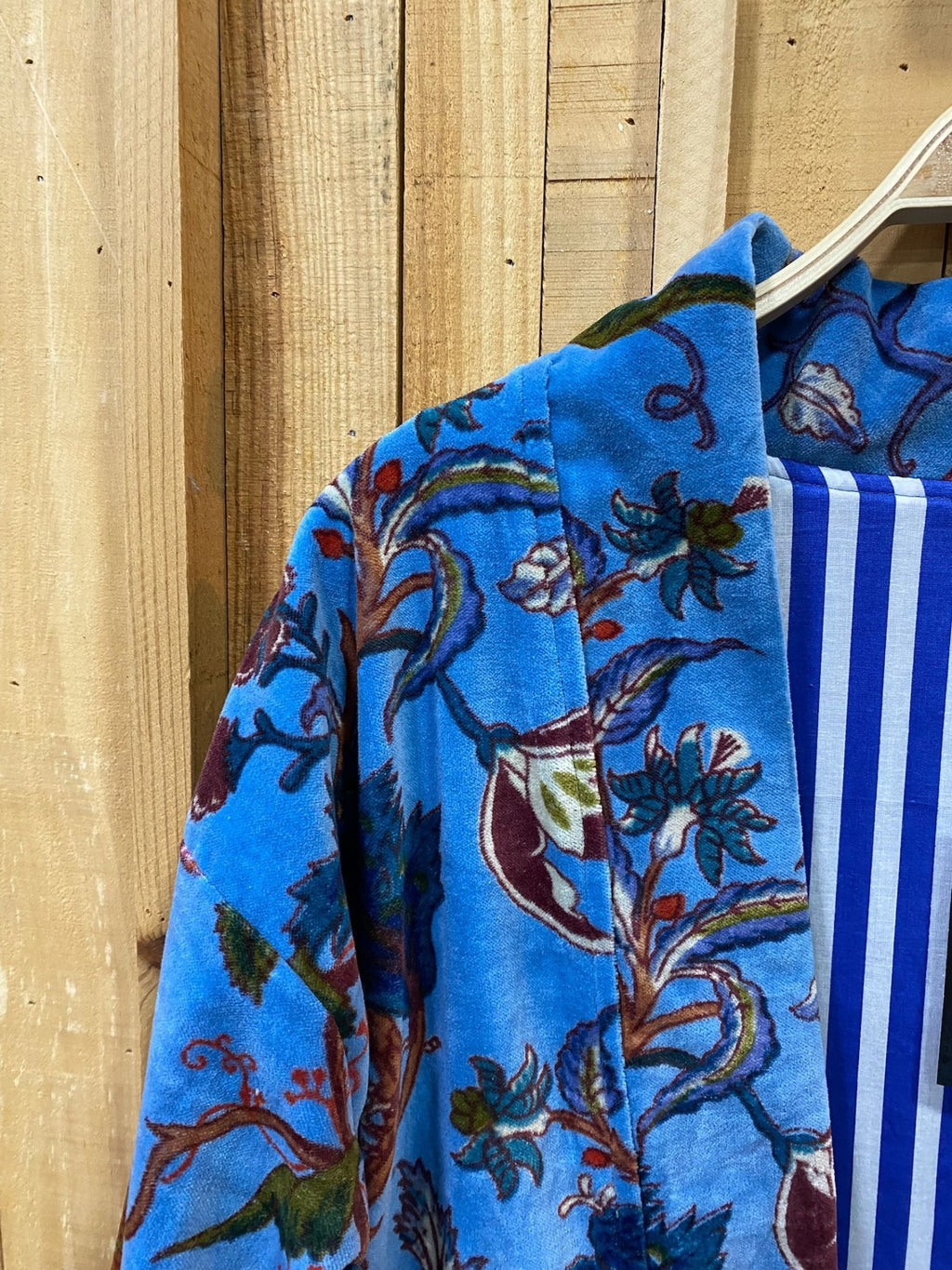 Chaqueta Kimono Terciopelo Estampado Flores - Azulon