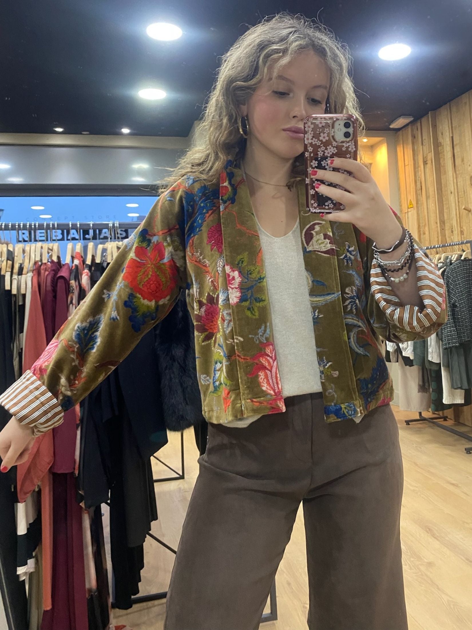 Chaqueta Corta Terciopelo Floral - Marron