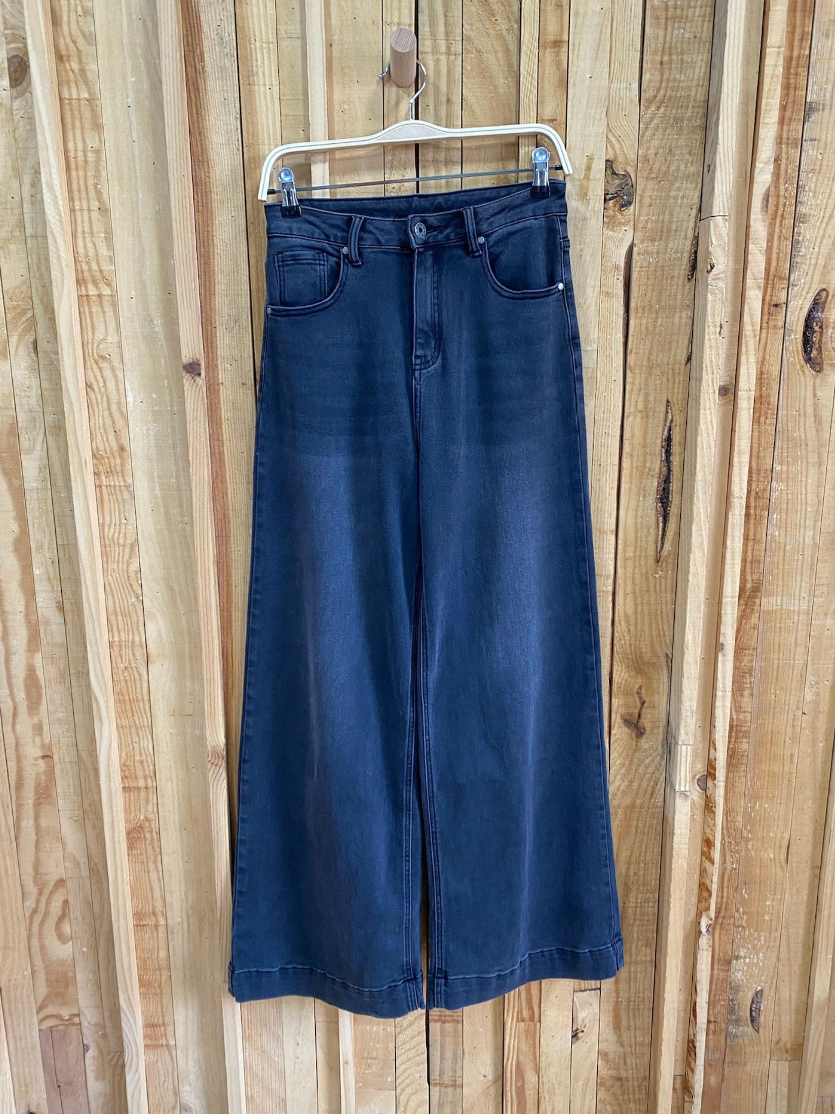 Jean Campana Ancho - Negro lavado