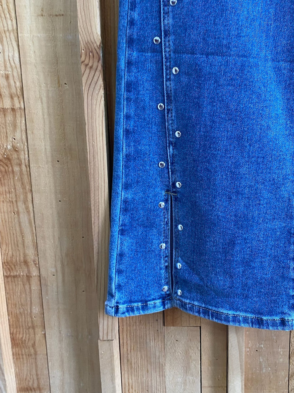 Jean Tachuelas Lateral Azul