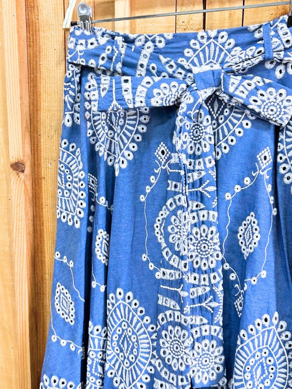Falda Larga Bordado Ingles - Azul
