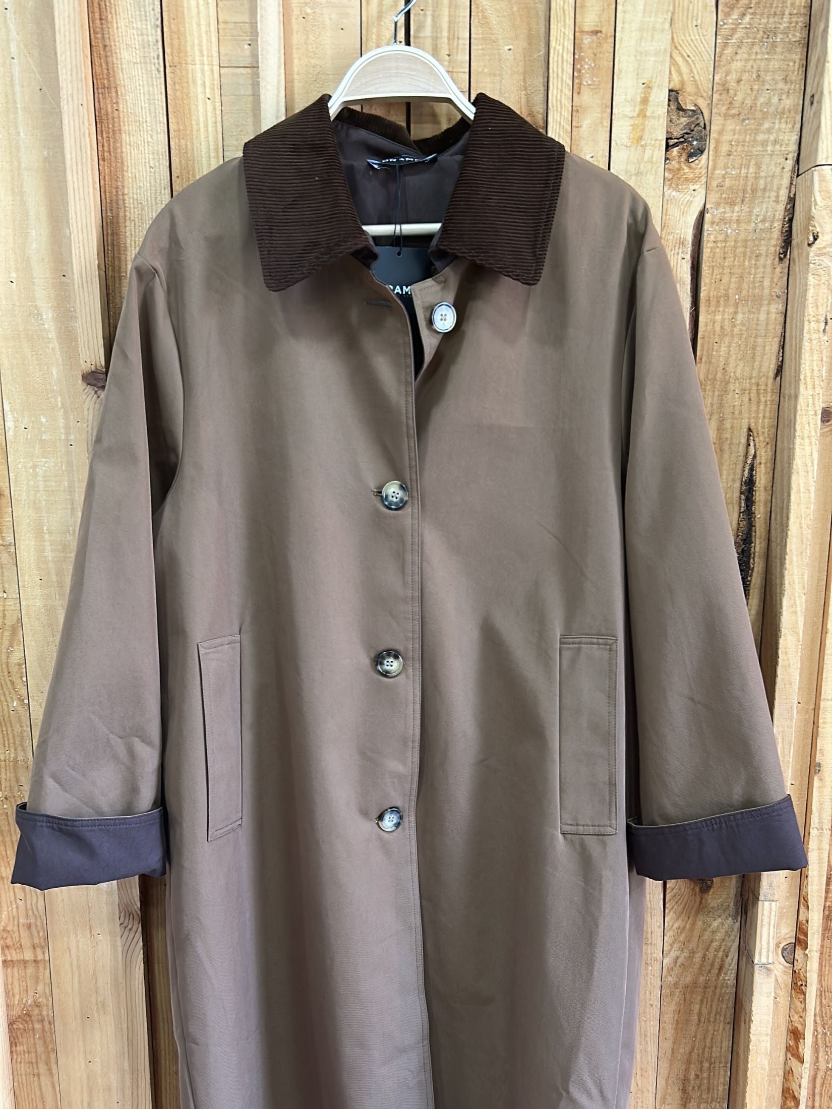 Gabardina Larga Marron Cuello Pana