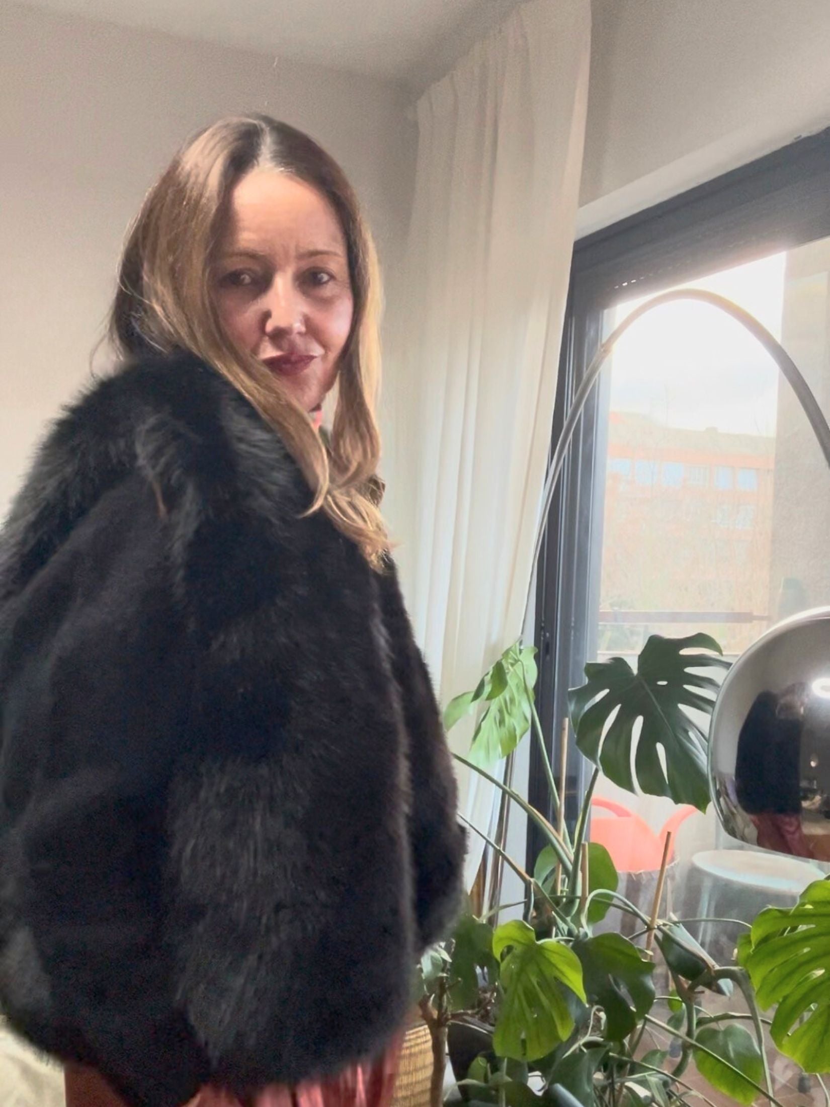 CHALECO PELO EFECTO ZORRO - NEGRO