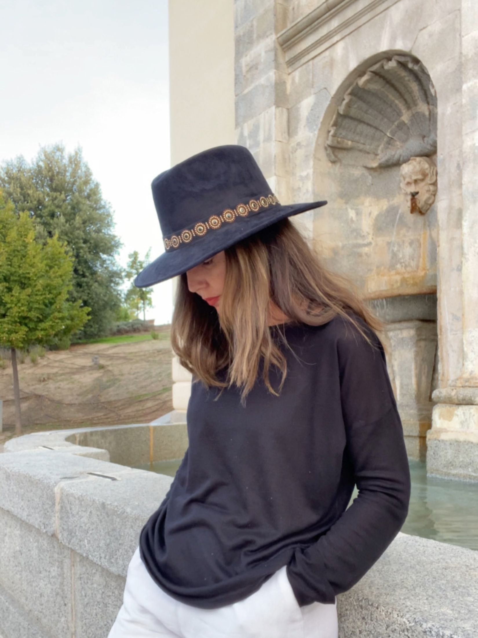 Sombrero Piel Ante Negro Cinta