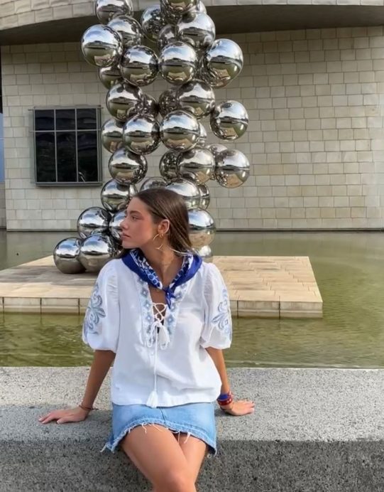 Camisa Bordados Boho Blanca y Azul